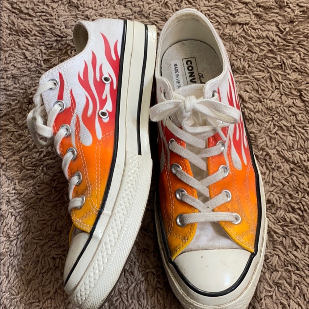 Converse